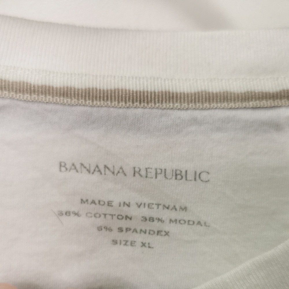 Banana Republic White and Black Striped Long Sleeve Shirt - Picture 2 of 6